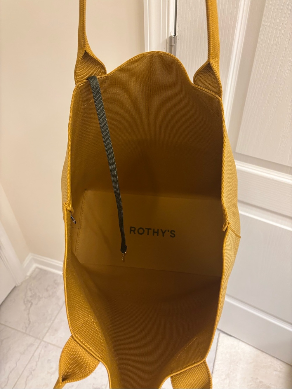 Rothy’s The Lightweight Tote - Picture 4 of 9